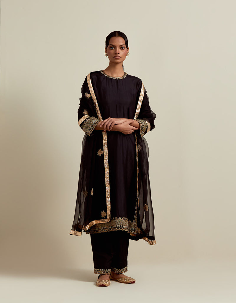 HAND EMBROIDERED DUPATTA- BLACK