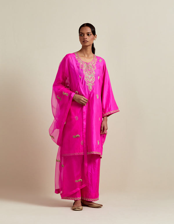 HAND EMBROIDERED DUPATTA- HOT PINK