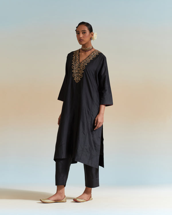 EMBROIDERED TUNIC TROUSER SET- BLACK