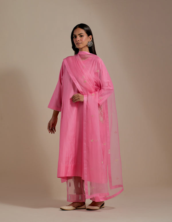 HAND EMBROIDERED DUPATTA- PINK