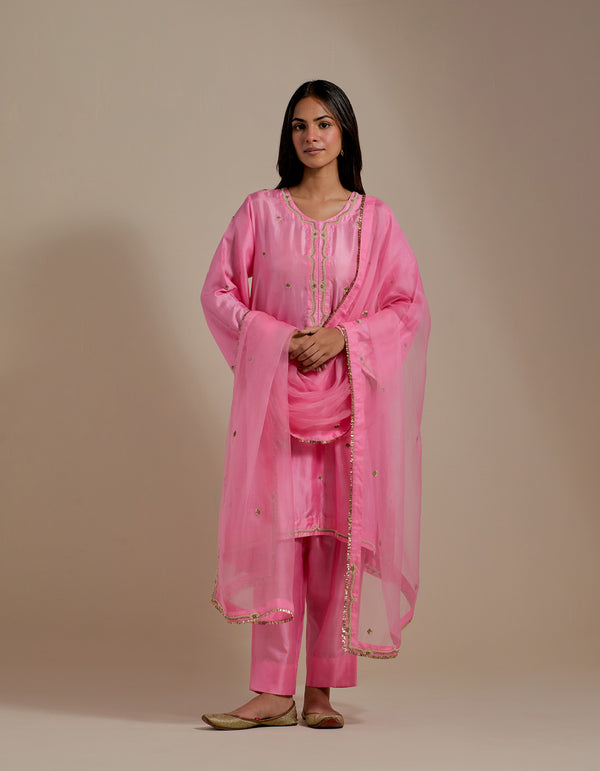 HAND EMBROIDERED DUPATTA- PINK