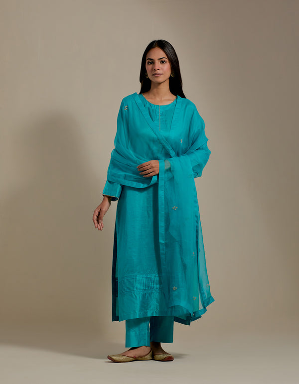 HAND EMBROIDERED DUPATTA- TURQUOISE BLUE